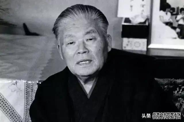 1972年中日建交，日首相一句“添麻烦”惹大祸，